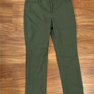 Bandolino Women's Green Straight Leg Jeans